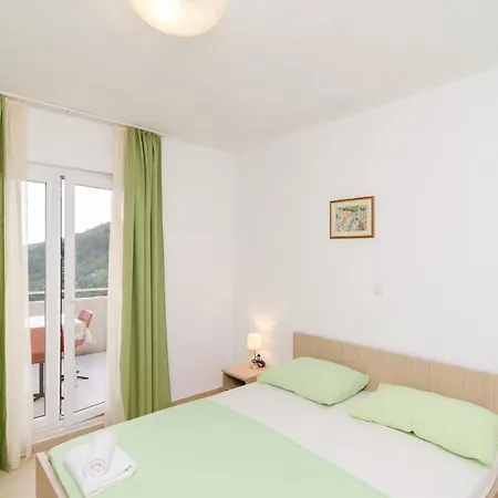 Feral アパート *